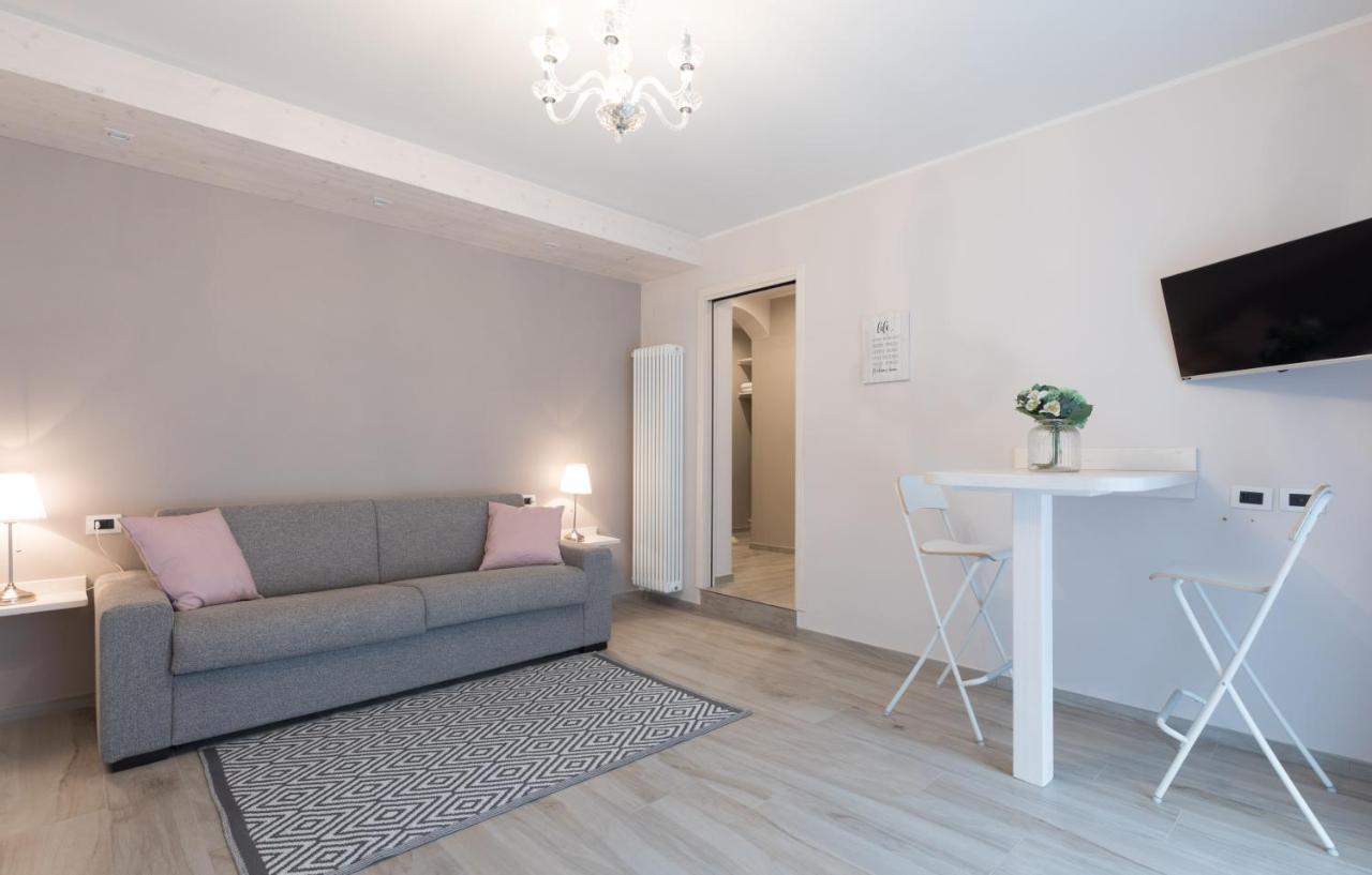 Residenza Conca Verde B&B Il Monolocale Rogolo Экстерьер фото