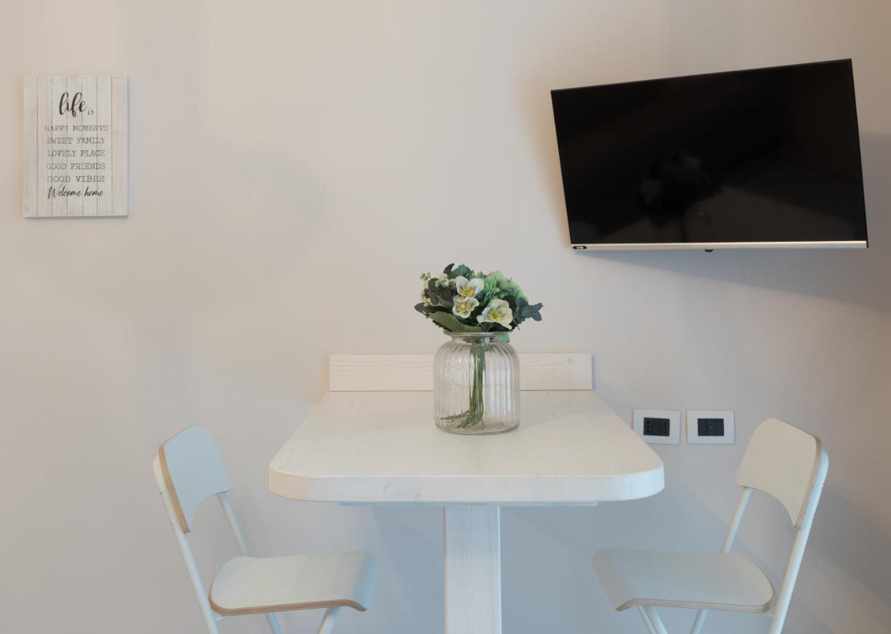 Residenza Conca Verde B&B Il Monolocale Rogolo Экстерьер фото
